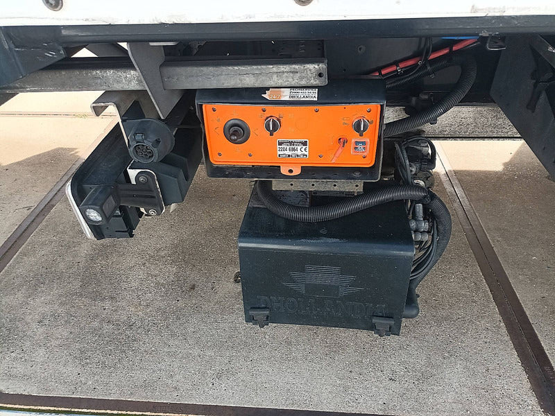 KRONE SD DRYLINER 2t taillift lbw klep