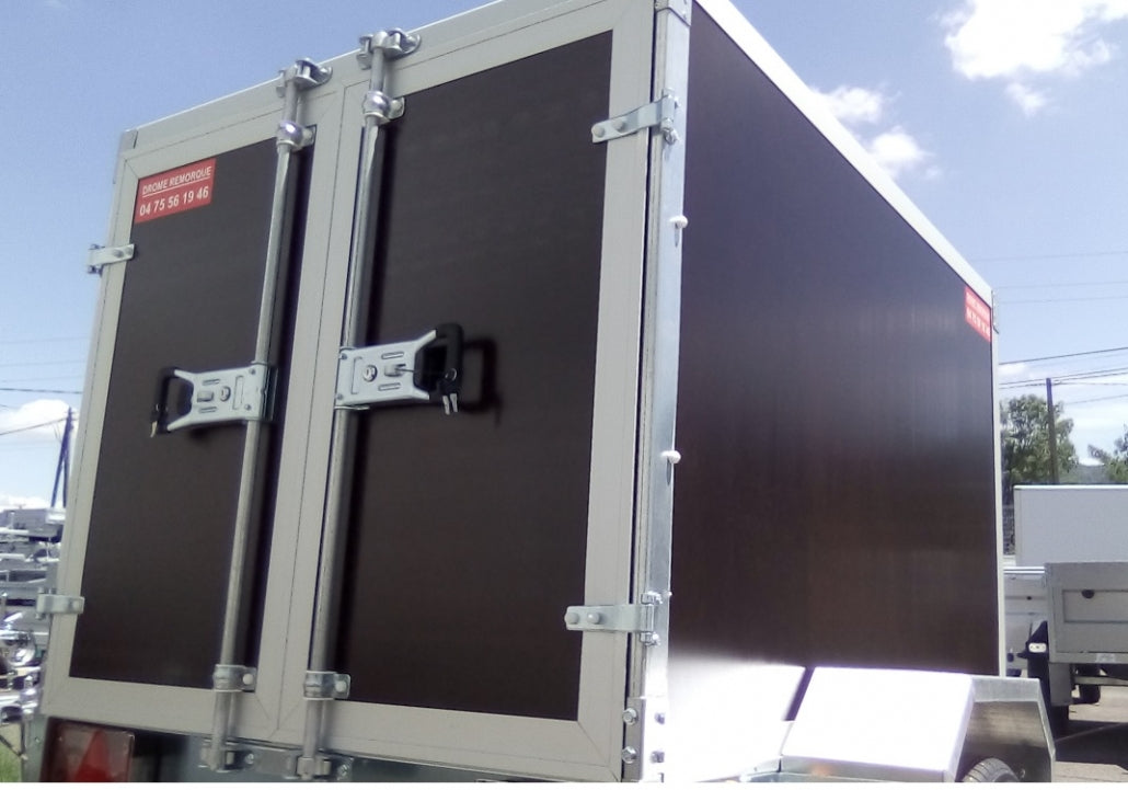 Furgoneta Milestone Mini Gvw 500 kg