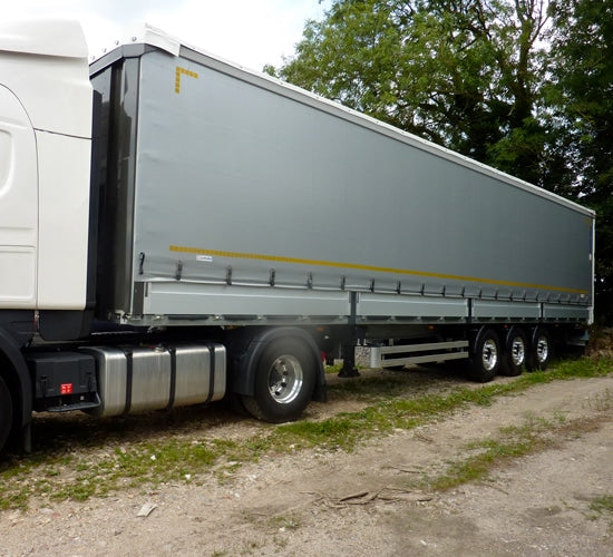 El semirremolque cortina corredera o PLSC, la estrella de las carreteras